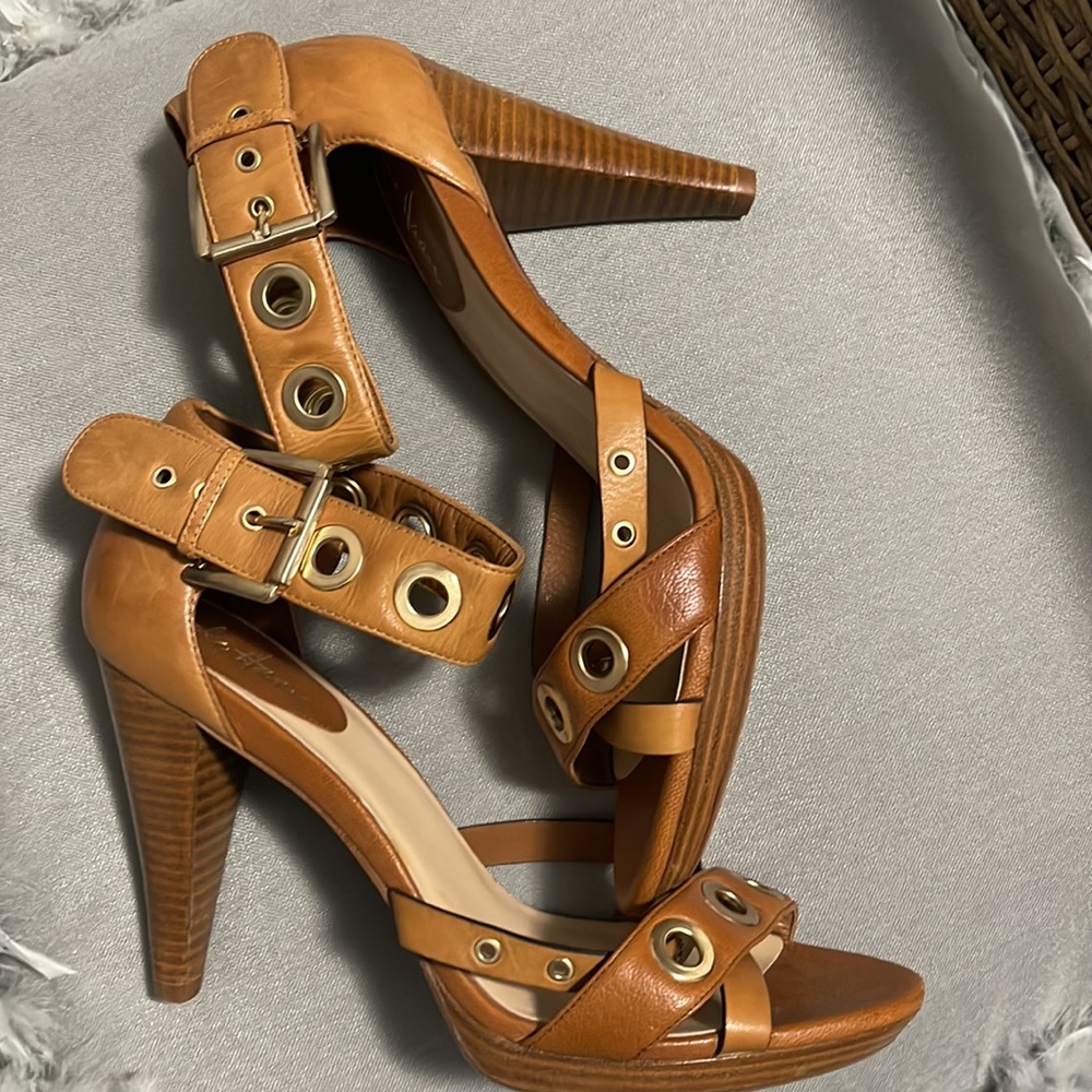 Cole Haan Womens Criss Cross Tan Leather Open Toe Grommet Sandals Heels Size 9.5